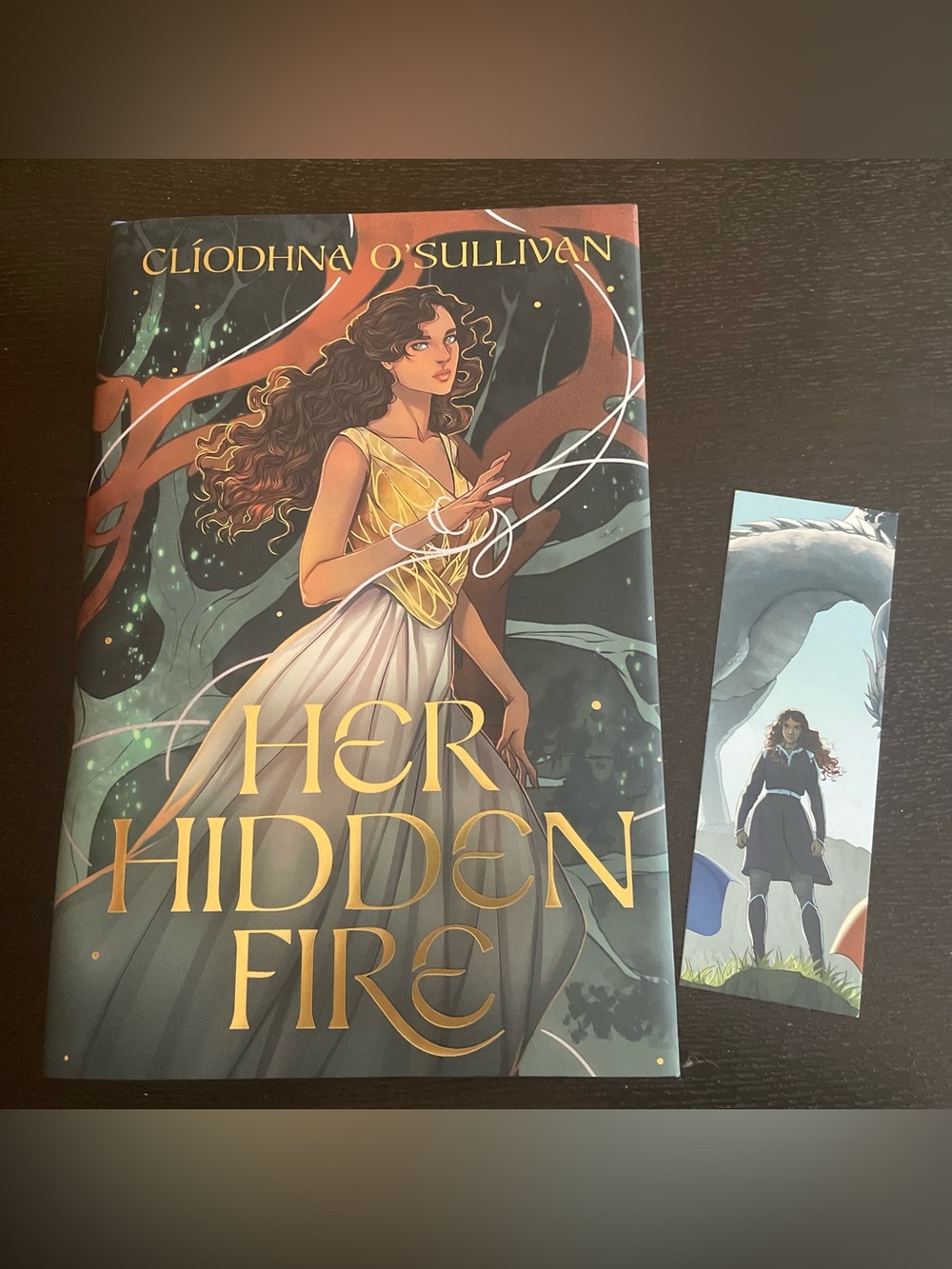 Her Hidden Fire | Fairyloot Edition with bookmark